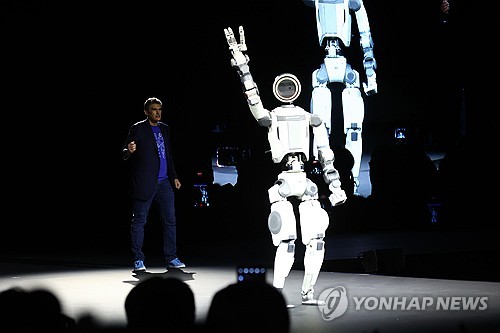 엔비디아 젠슨 황 CES 2026 기조연설 모습