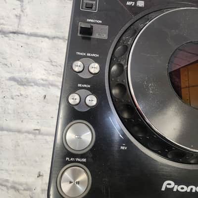 DJ 컨트롤러 CDJ 턴테이블 믹서 세트업 스튜디오 모습